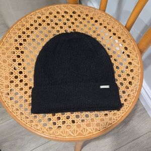 NWOT Steve Madden Classic Black Beanie